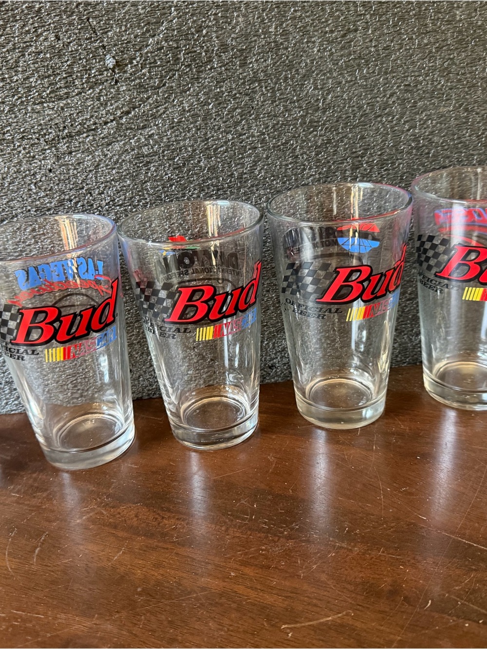 Budweiser Clear Pint Glasses with Red and Black Racing Logo